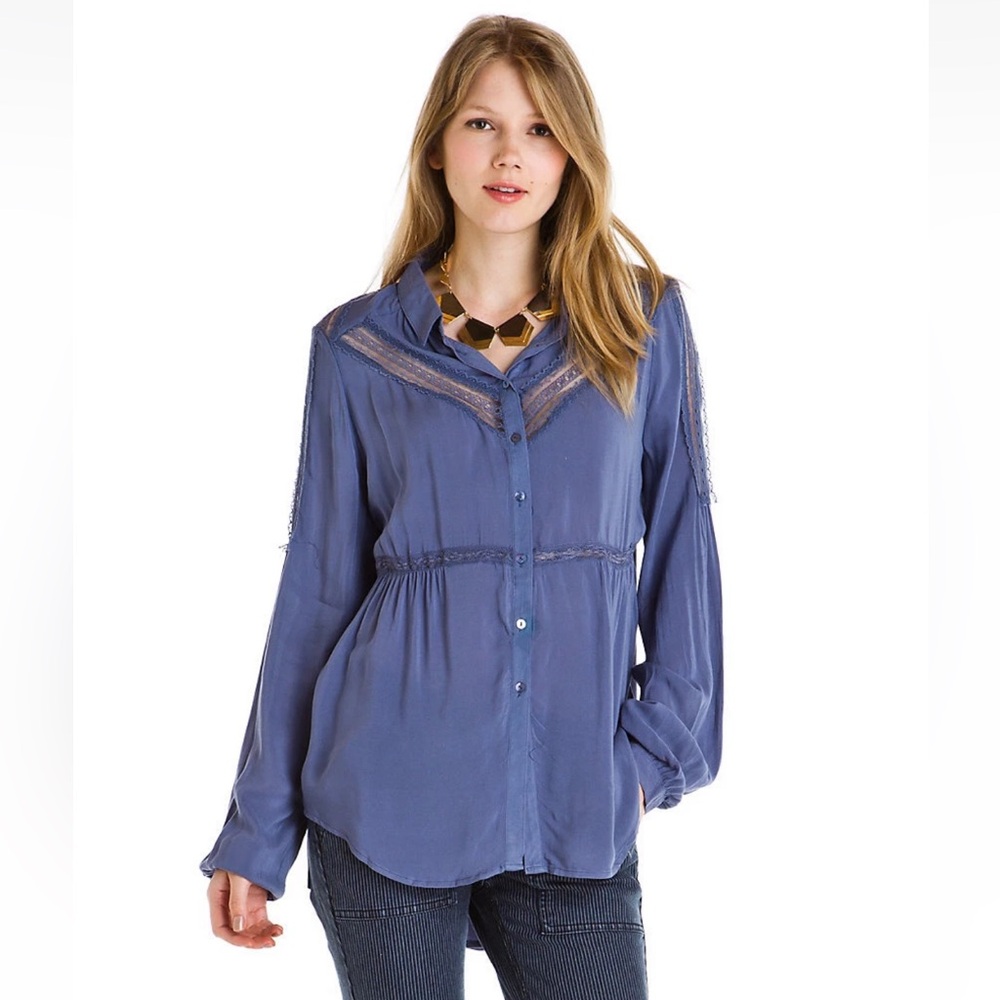 Free People 'Wild Wind' Lace Button-Down Shirt Sz S Beautiful Blue Gray